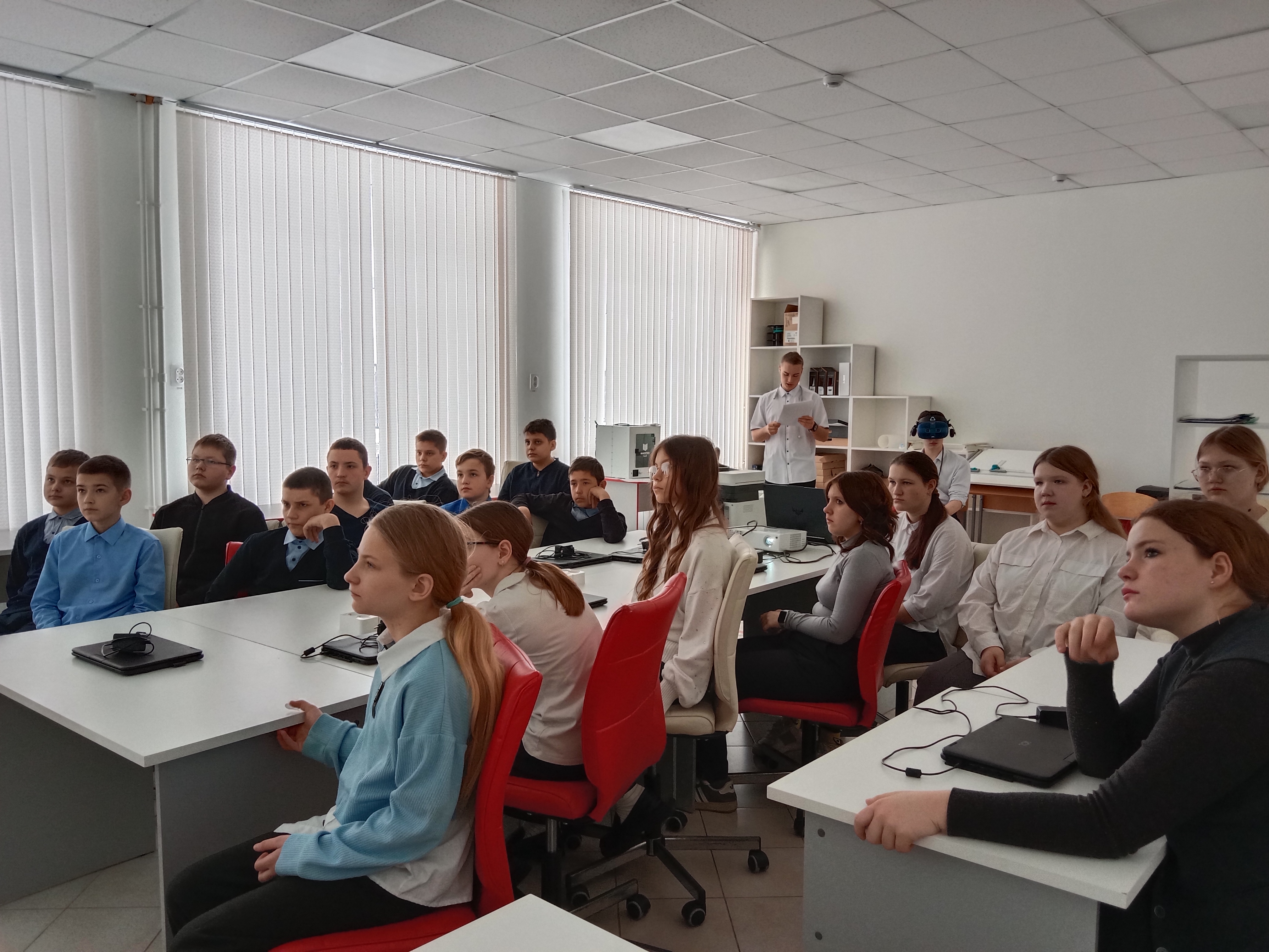 Виртуальная экскурсия &amp;quot;По планетам солнечной системы&amp;quot;.